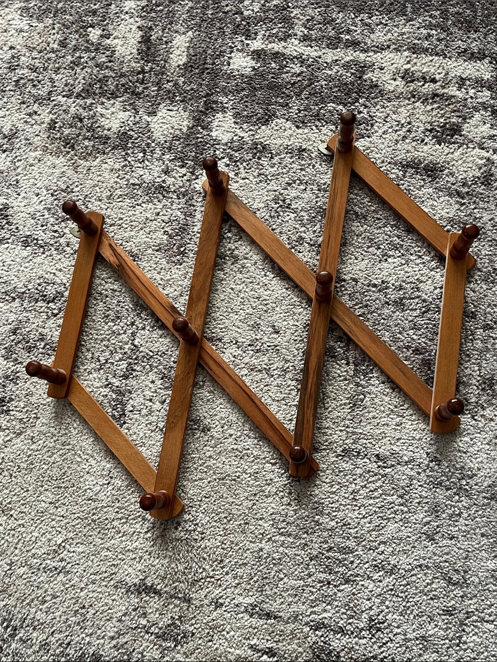 Vintage Wood Expandable Wall Peg Rack in Brown